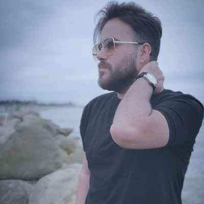 دانلود آهنگ علی عبدالمالکی حالیت نیست